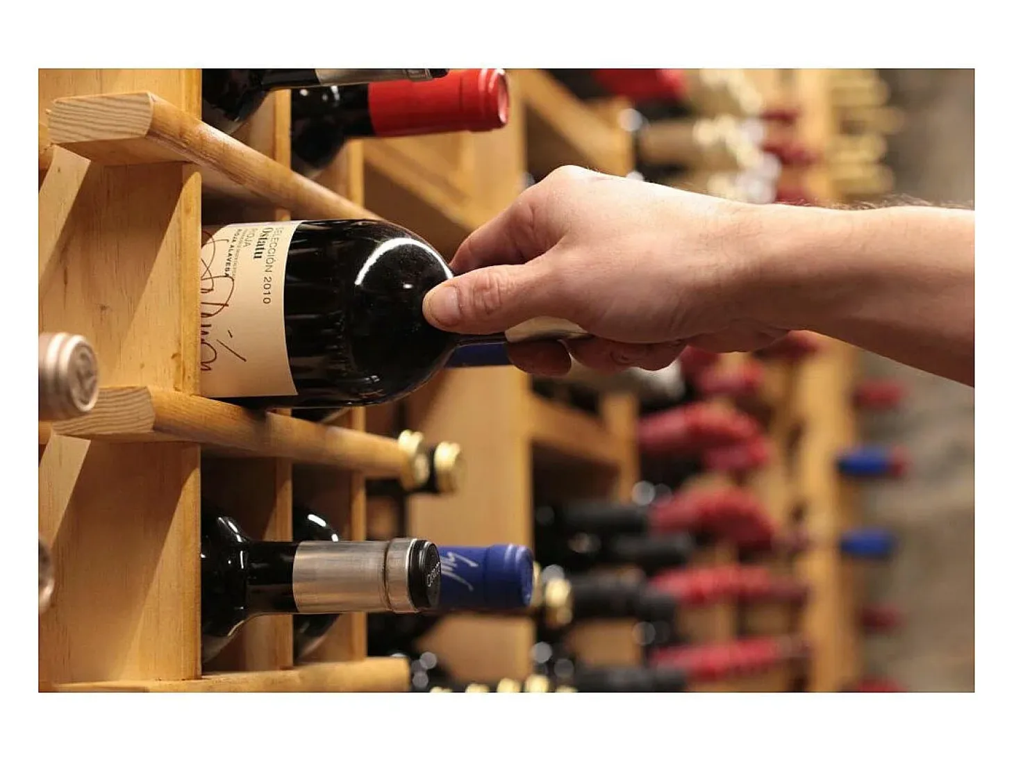 Botellero de pino macizo para 24 botellas