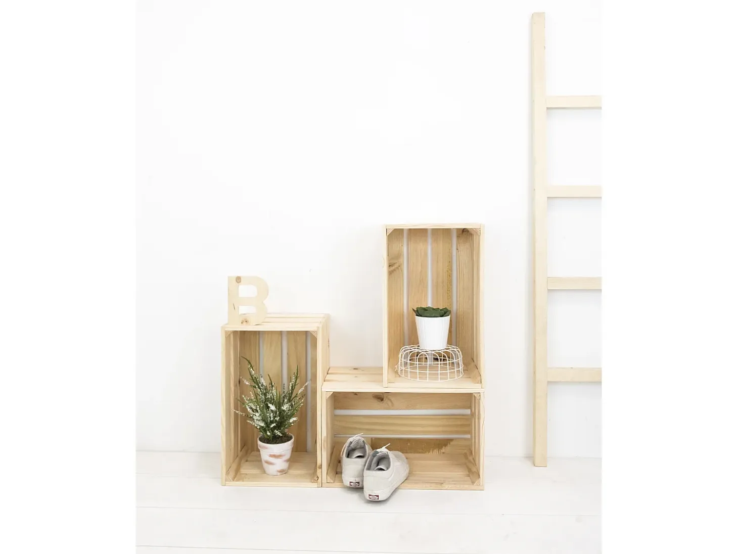 Caja de madera maciza en tono natural de 49x30,5x25,5cm - BOX - DECOWOOD