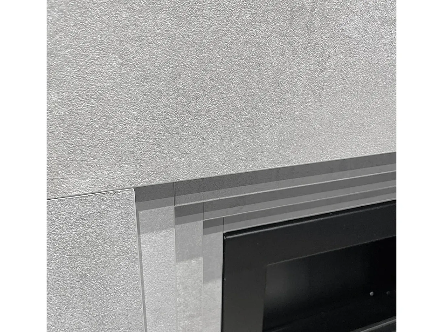 Chimenea de bioetanol de suelo BELLINI de madera con efecto cemento. Fabricada en Italia. L96 x P35 x H96.