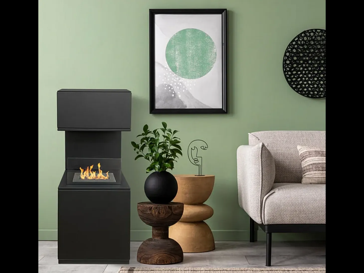 Chimenea de bioetanol de suelo Oslo en acero negro L38xP38xH100