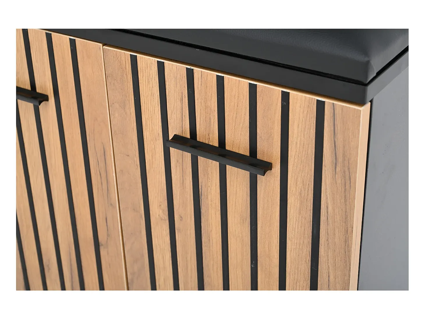 Conjunto de vestidor de entrada 80×35×175 cm - 1 cajón y 3 puertas - con banco y mueble para zapatos - 2 ganchos - Negro + natural