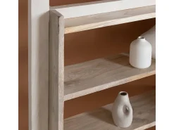 Estante independiente en madera de mango Tara