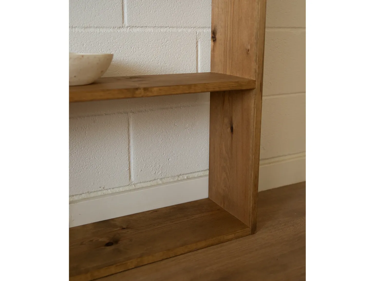 Estantería de madera maciza con 4 estantes roble oscuro - SAURA - DECOWOOD