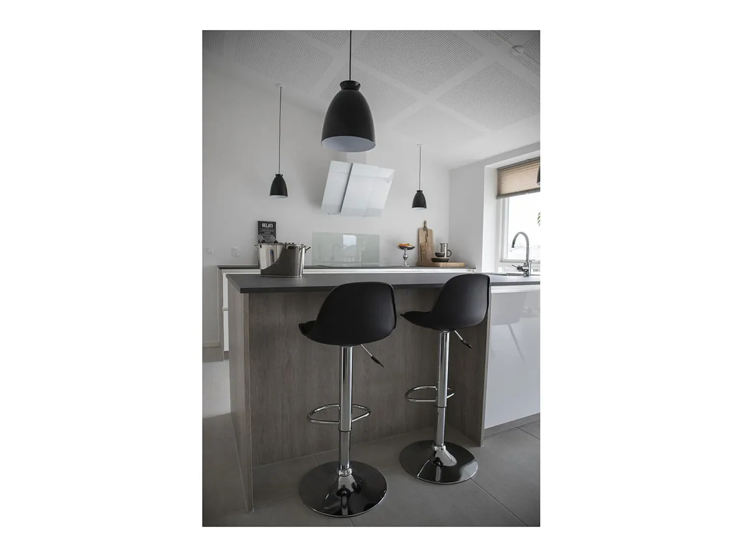 Juego de 2 Taburetes Altos Trondheim, Negro, 41x39x104 cm, Kendra Home