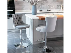 Juego de 2 taburetes de bar giratorios en terciopelo - Altura regulable de 63,5 a 84 cm - Gris y plata