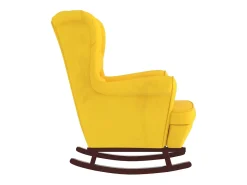 Mecedora con patas de madera maciza de caucho y terciopelo amarillo.