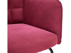 Mecedora con reposapiés en terciopelo rojo burdeos