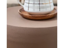 Mesa auxiliar moderna de metal marrón Marguerite