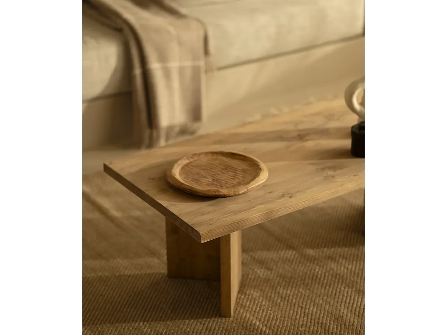 Mesa de centro de madera maciza en tono roble oscuro de 120x50cm - KYOTO - DECOWOOD