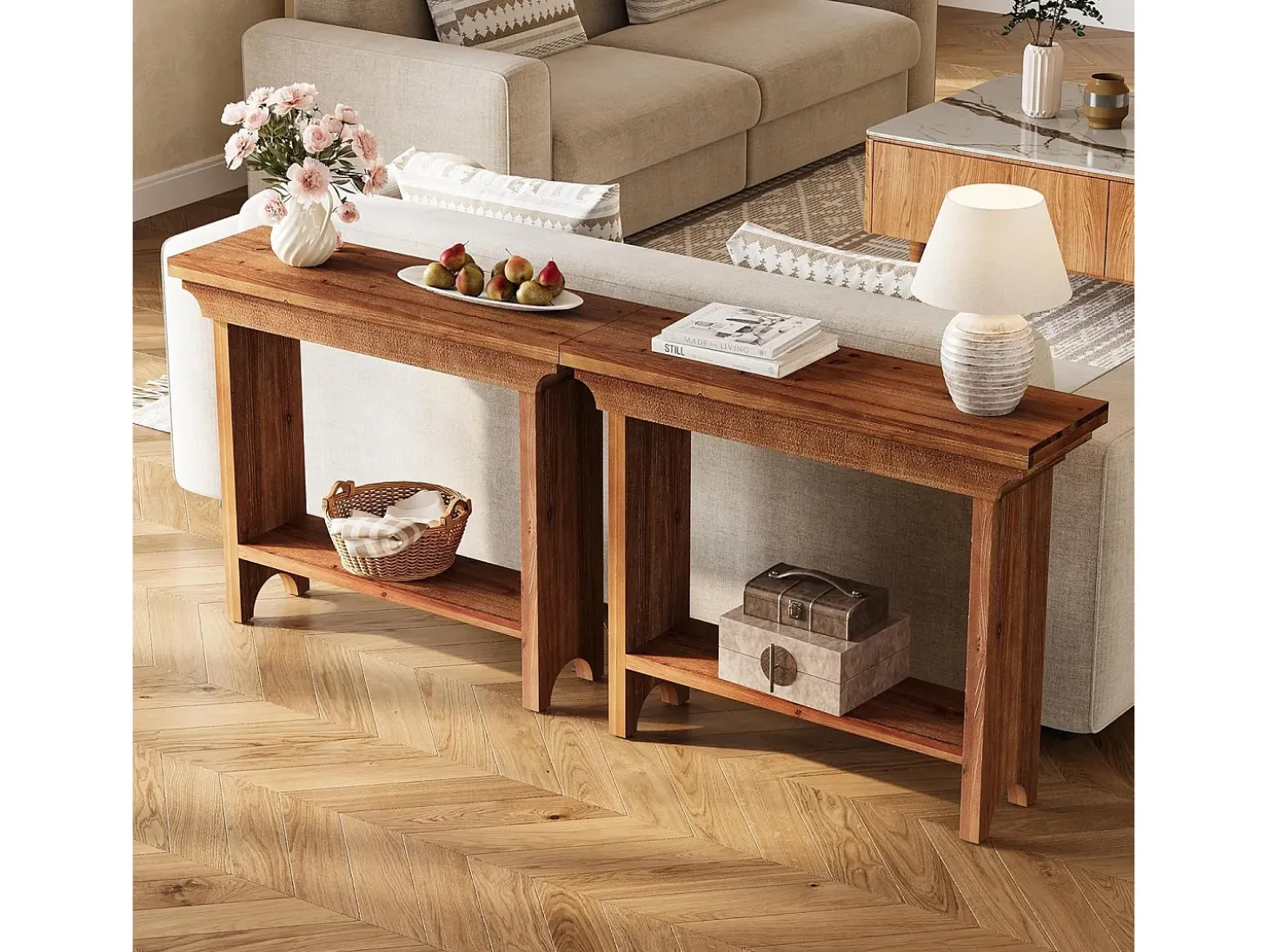 Mesa de consola de madera maciza rústica de 100 cm detrás del sofá con estante inferior