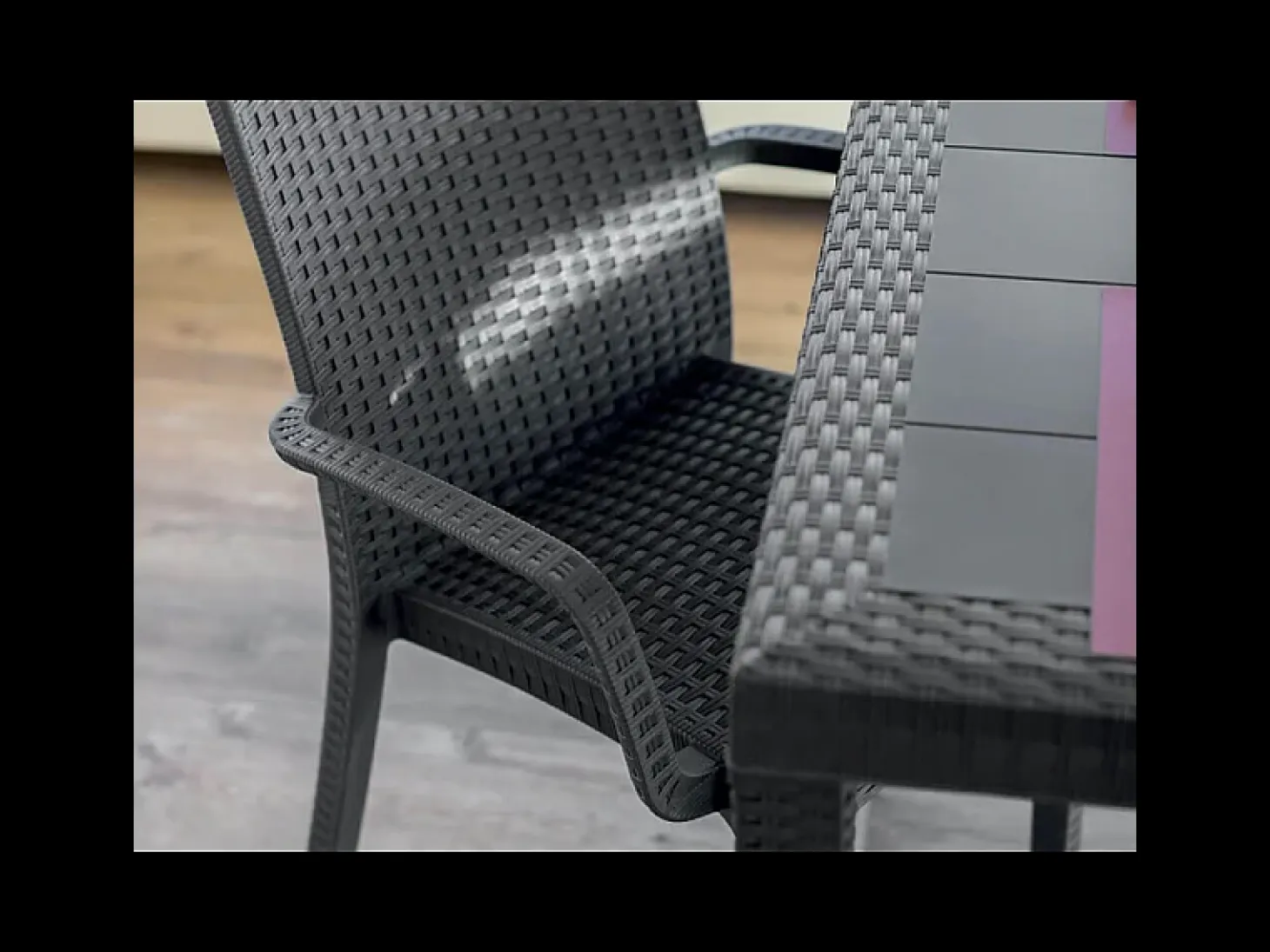Mesa de jardín para exterior 150x90 cm de ratán y polipropileno Houston - Negro