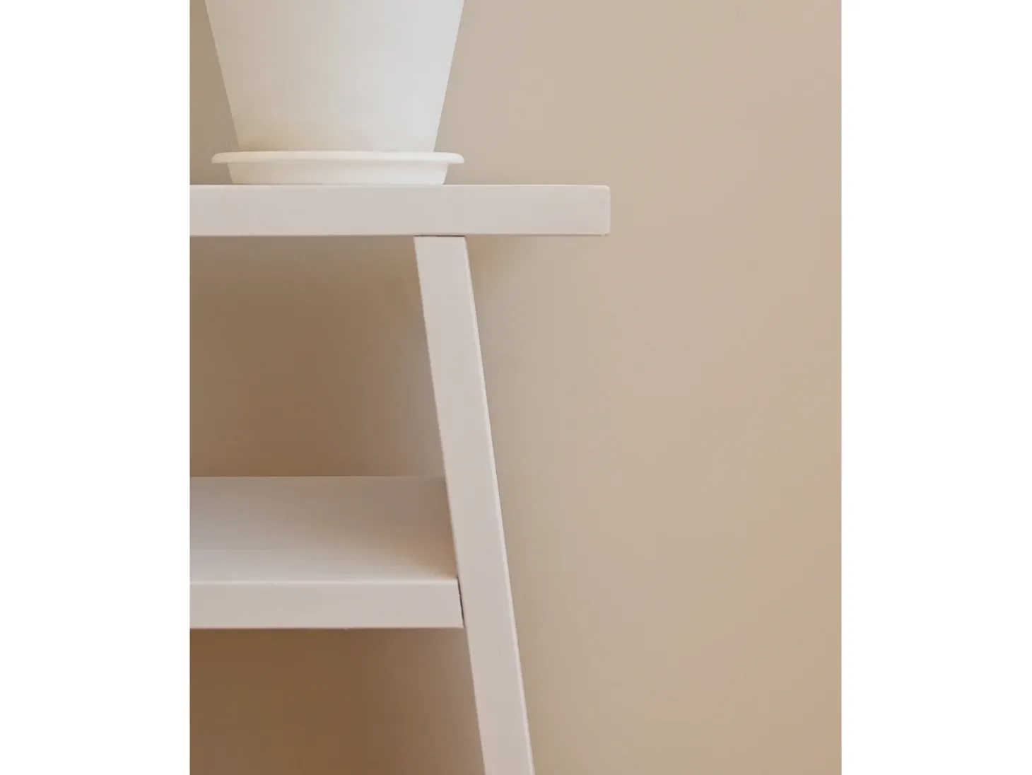 Mesita de noche de madera maciza en tono blanco 20x60cm - ARITZ - DECOWOOD