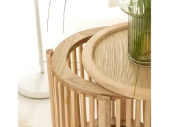 Mesita de noche redonda de madera de pino Vénus de Made in Meubles