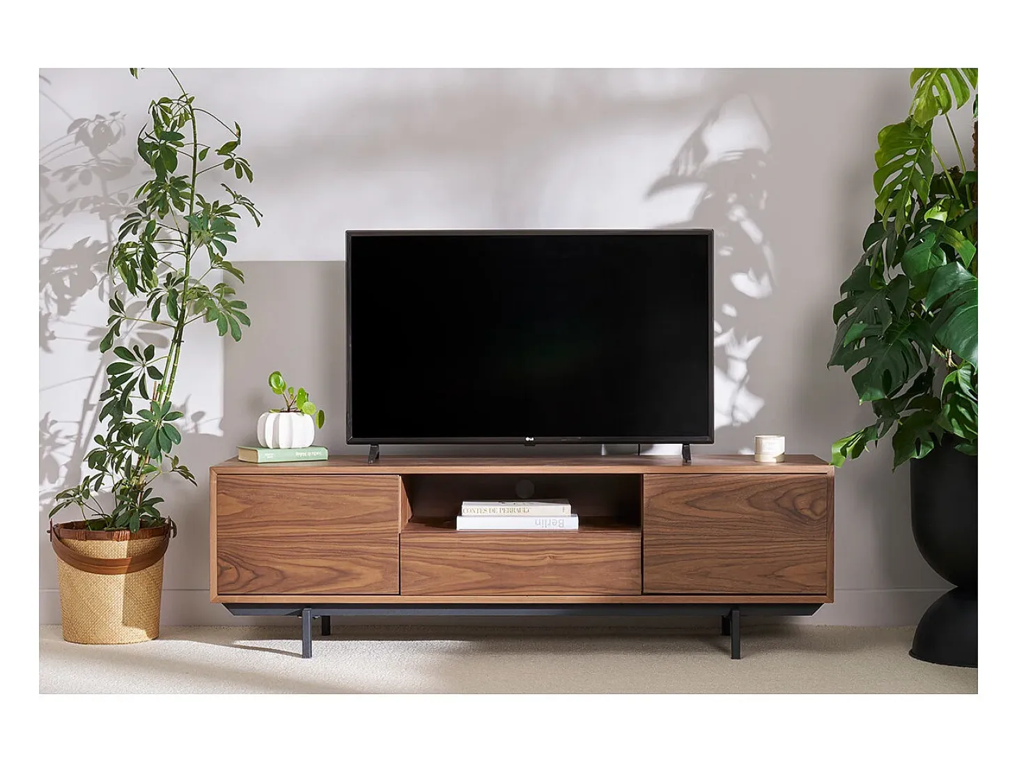 Mueble de TV acabado en roble con nicho abierto L160 cm MANNY