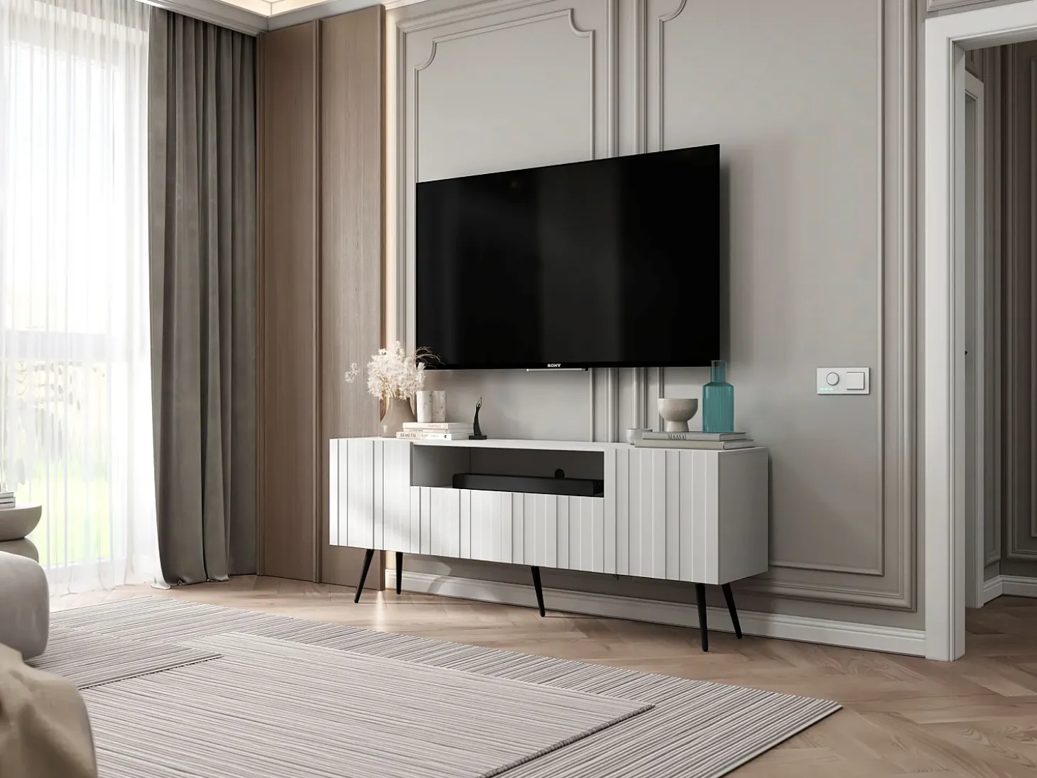 Mueble de TV con 3 puertas y hueco – Cuerpo blanco mate, frentes acanalados blanco mate – 150 cm, patas negras