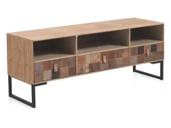 Mueble TV chapado con madera de fresno con frontis de madera reciclada