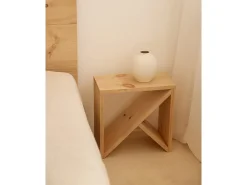 Pack 2 mesitas de madera maciza en tono roble medio de 40x40cm - STOKE - DECOWOOD