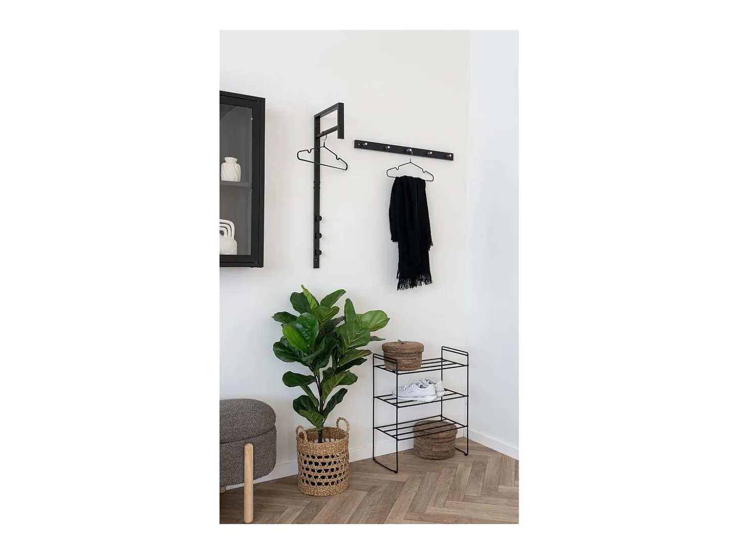 Perchero de Pared Trento, Negro, 30x3x82 cm, Kendra Home