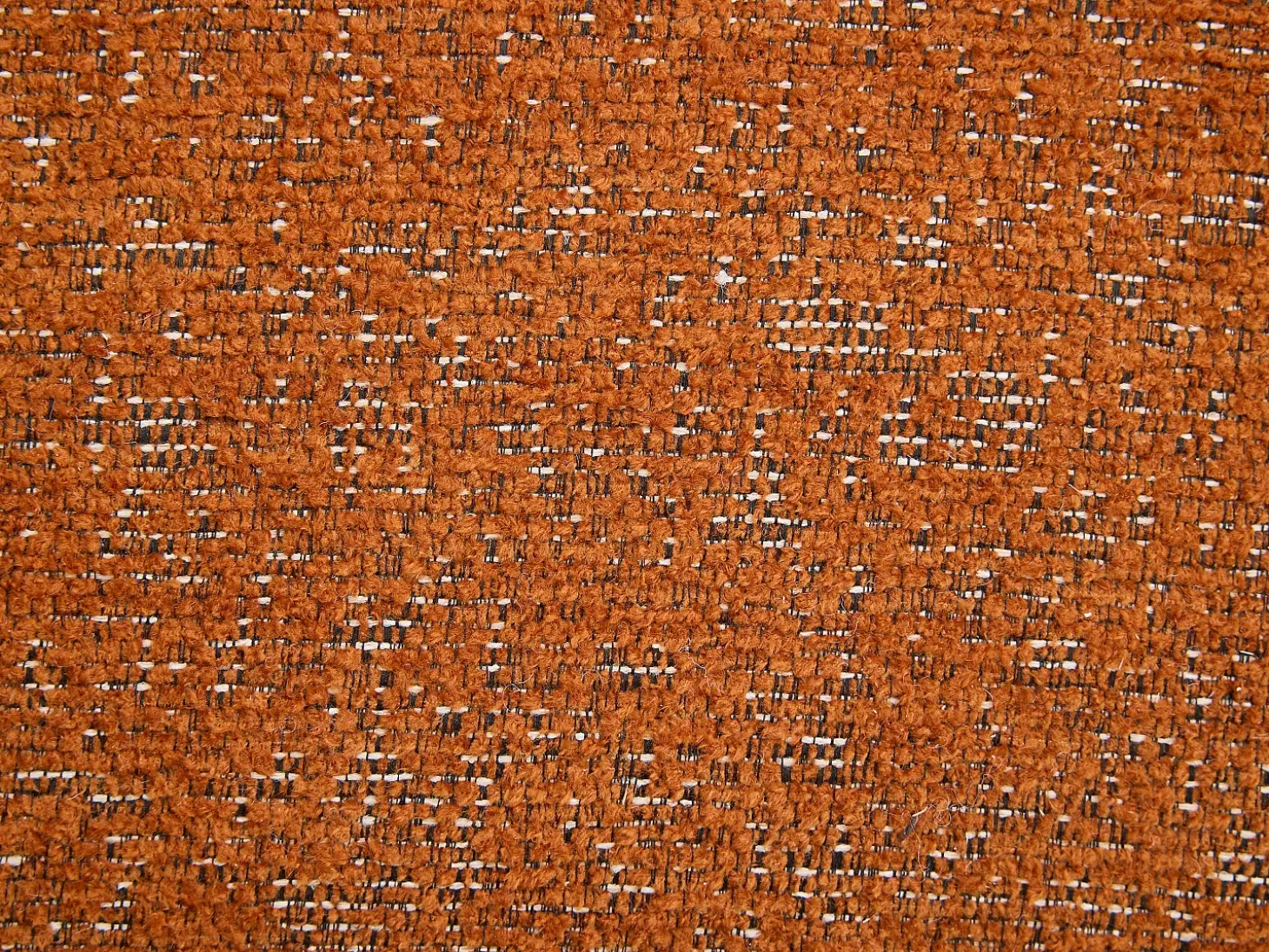 Sillón con forma de concha en chenilla terracota DELIPO