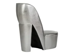 Sillón con forma de zapato de tacón cuero sintético plateado