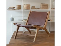 Sillón de teca y cuero marrón liso - Kuna