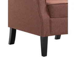 Sillón de tela marrón