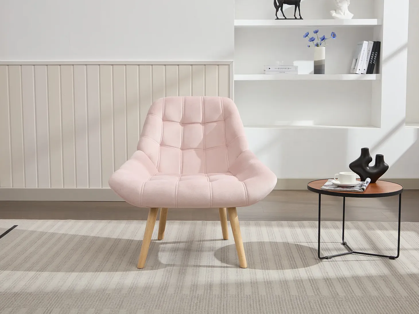 Sillón de terciopelo rosa estilo escandinavo capitoné LUOSTO