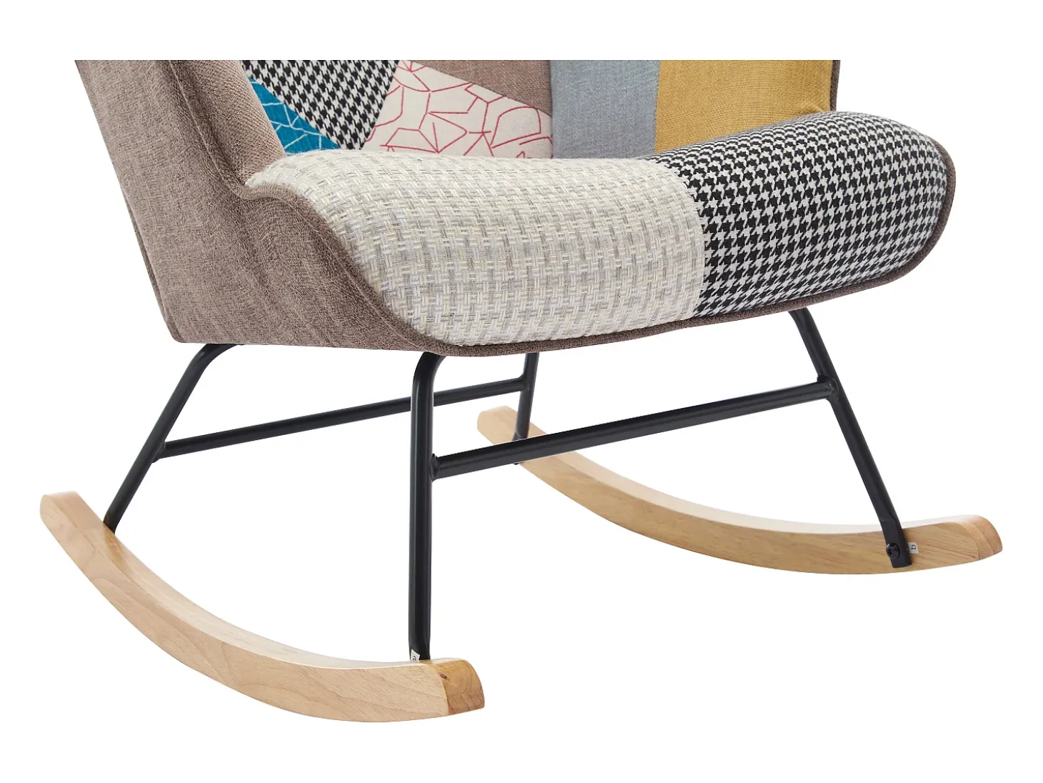 Sillón Elmina en tejido jaspeado patchwork multicolor con patas mecedoras