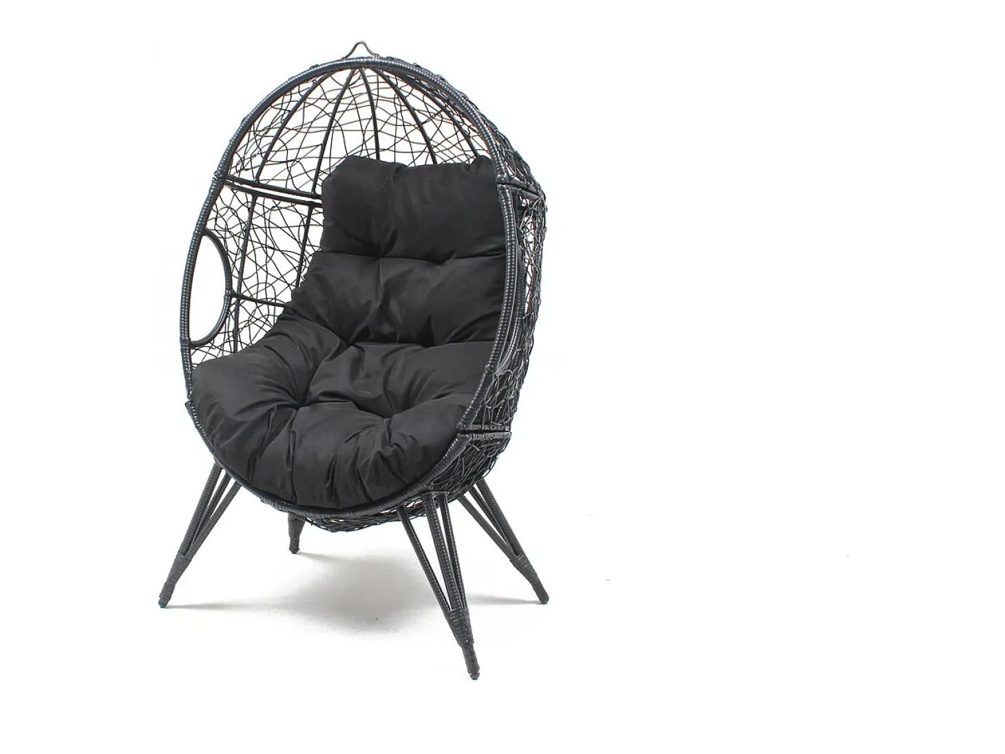 Sillón en forma de huevo resina efecto de ratán negro JANE
