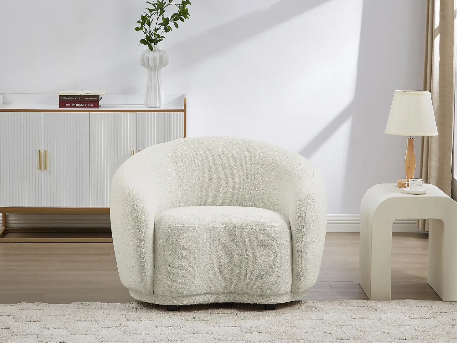 Sillón en tela bouclé blanco marfil BOVANA de Pascal Morabito