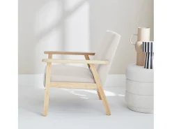 Sillón estilo escandinavo de madera y tela crema