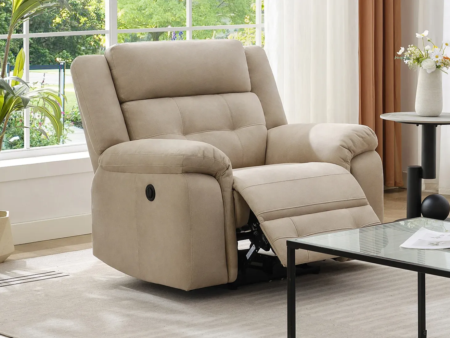 Sillón reclinable eléctrico de microfibra beige ORTIANO