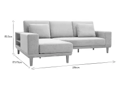 Sofá chaise longue a la izquierda 5 plazas con estantes en tela texturizada gris claro efecto aterciopelado y madera clara KOMAO