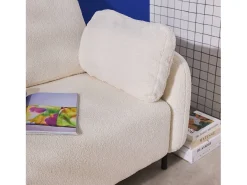 Sofá en borreguito con patas de metal de 3 plazas crema