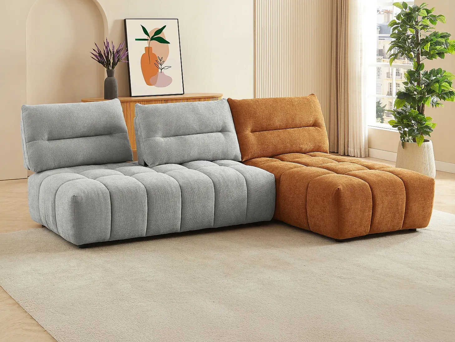 Sofá rinconera modular con respaldo desplazable en tejido gris claro y terracota APOLIU