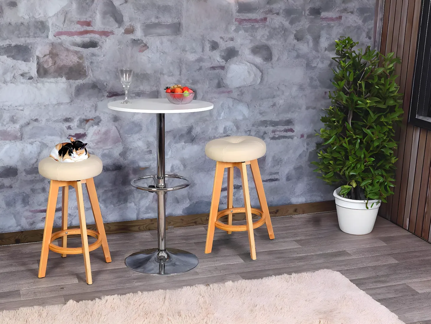 Taburete de bar giratorio Boras, crema, patas claras