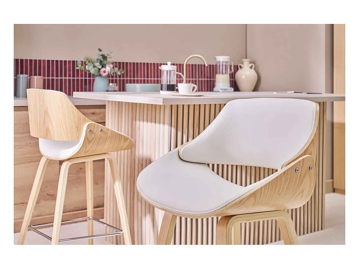 Taburetes de bar de diseño blancos y madera clara H70 cm (lote de 2) CLASH