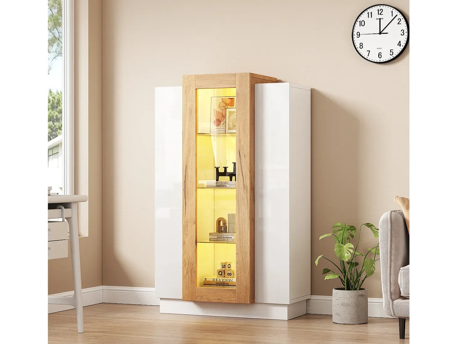 Vitrina blanca 74x40x120cm con 3 puertas, 1 de ellas acrílica, estantes de cristal, LED incluido