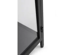 Vitrina puertas y laterales de cristal estructura metal negra