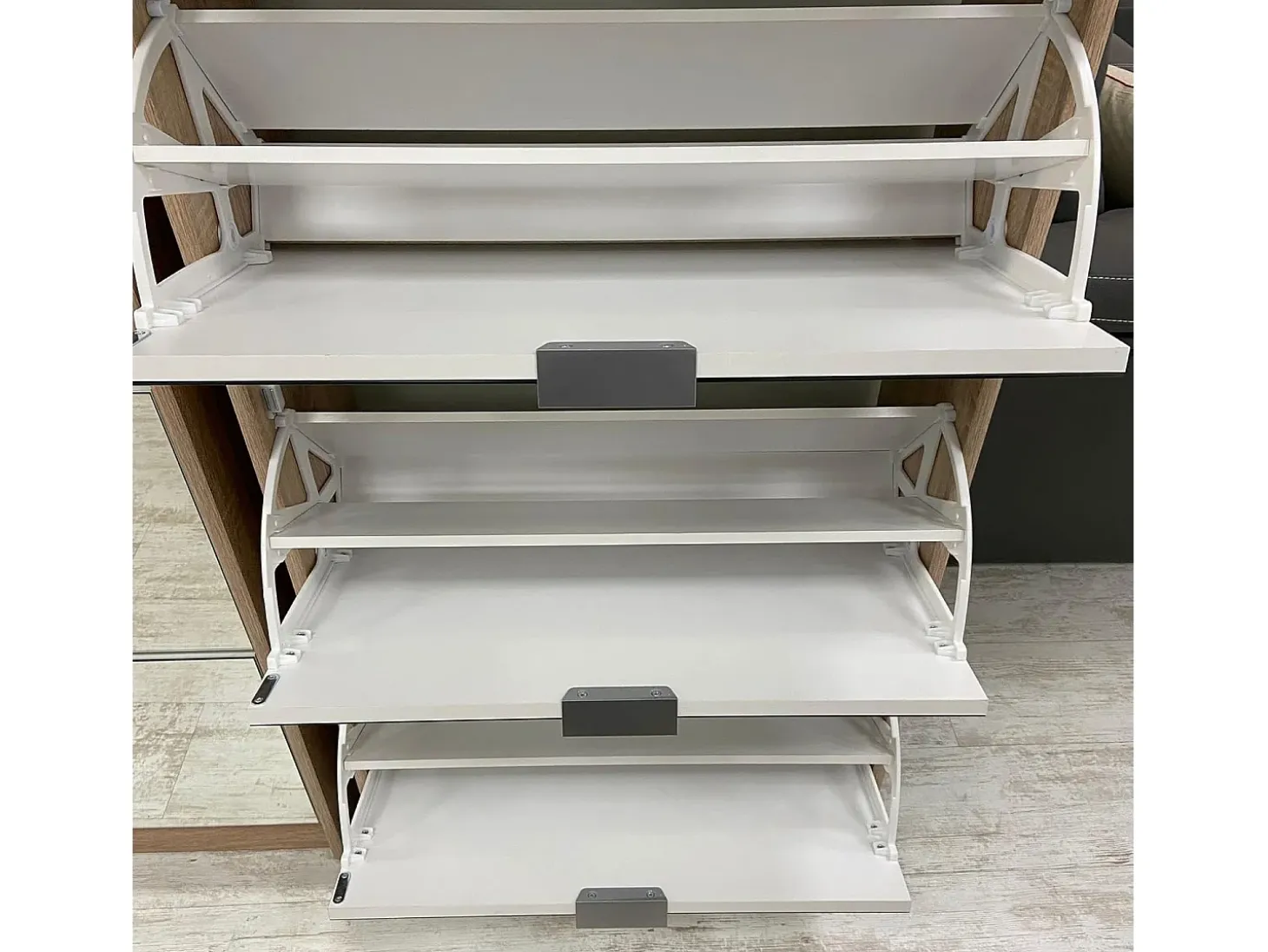 Zapatero Espacioso de 5 Puertas en Acabado Roble Sonoma Y Frentes Con Espejo decorativo | Capacidad para 15 Pares | 67x28x191,5 cm