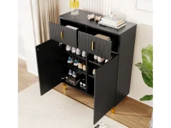 Zapatero negro con cajones, puertas texturizadas, estantes ajustables, tiradores y patas dorados, diseño elegante