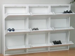 Zapatero Pisa de 9 puertas en metal blanco. Se entrega completamente montado.